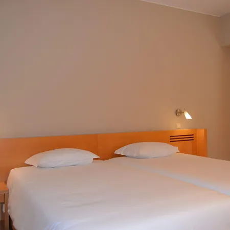 Hotel Madeira Bright Star By Petit 4*
